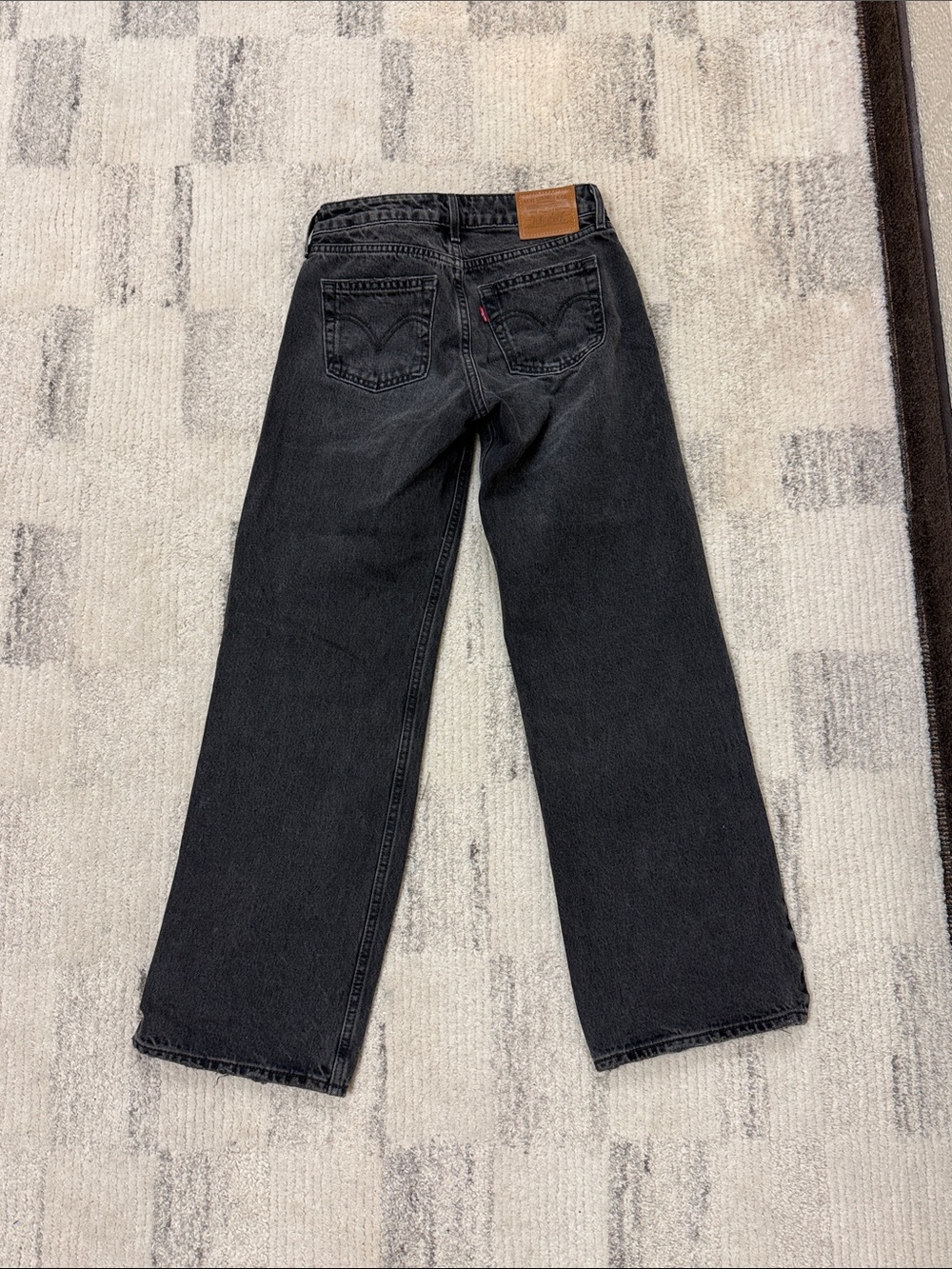Levi's Black Washed Low Loose Jeans - Picture 4 of 5